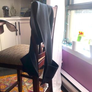 FREE w purchase. Black scarf.